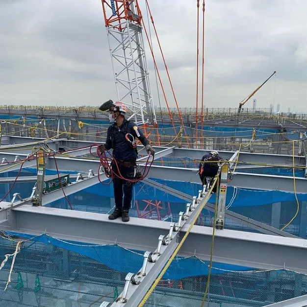 鍛冶工事作業員